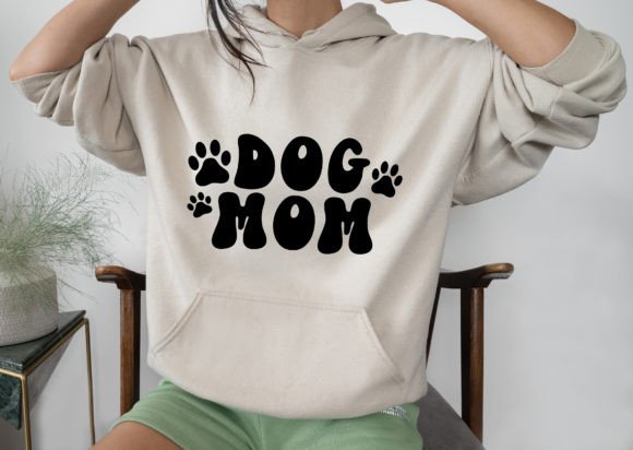 Dog Mom SVG - Retro Font